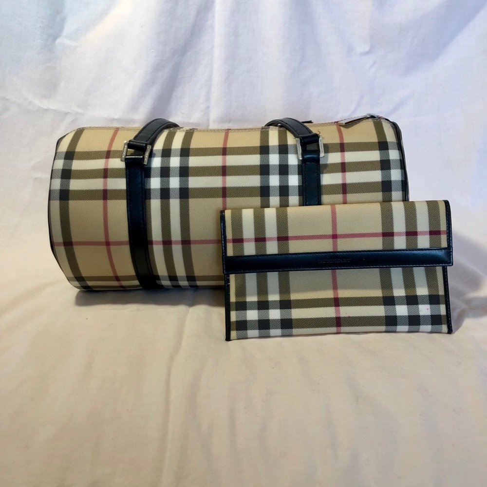 Burberry Barrel bag with matching wallet